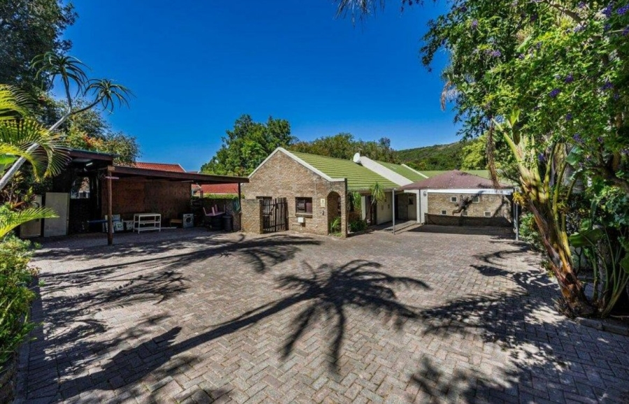 4 Bedroom Property for Sale in Nahoon Valley Park Eastern Cape